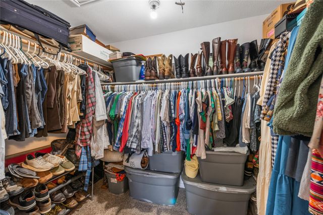 261 Tobin DR, Buda, TX 78610