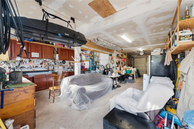 261 Tobin DR, Buda, TX 78610