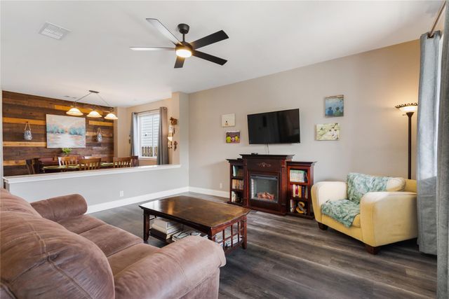 261 Tobin DR, Buda, TX 78610