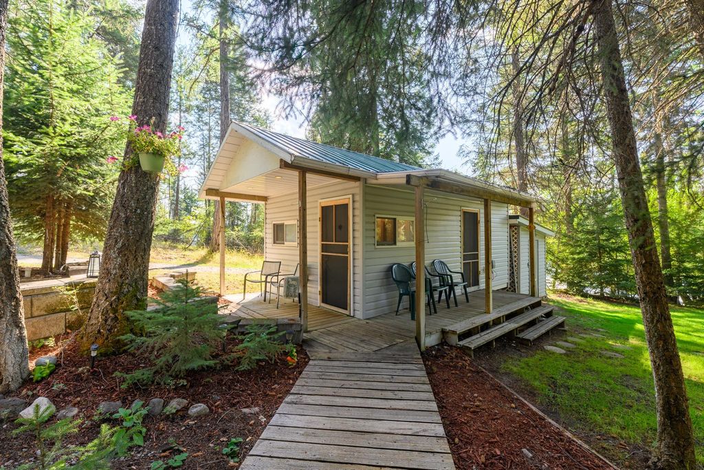 199 Glen View Drive, Eureka, MT 59917 photo 5