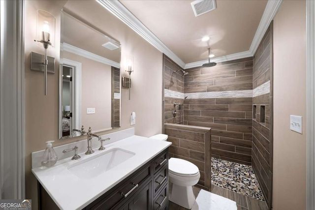 2252 Parkwood Place Court SE, Smyrna, GA 30080