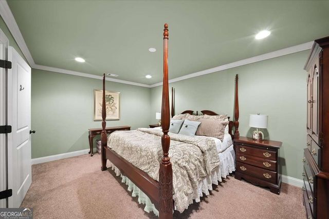 2252 Parkwood Place Court SE, Smyrna, GA 30080