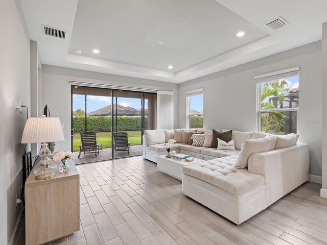 10053 MORNING MIST LANE, Sarasota, FL 34241