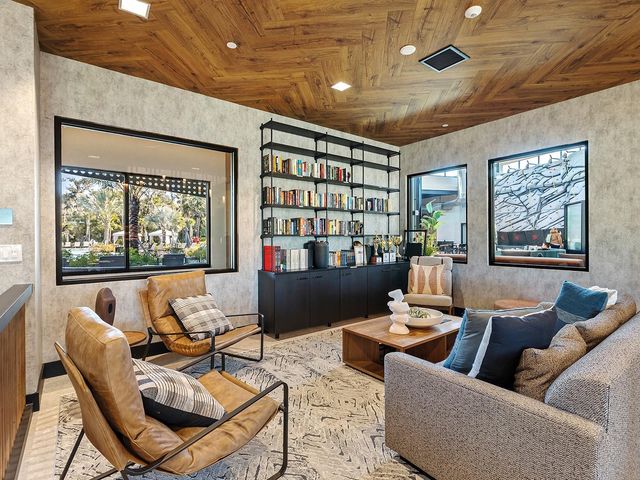 10053 MORNING MIST LANE, Sarasota, FL 34241