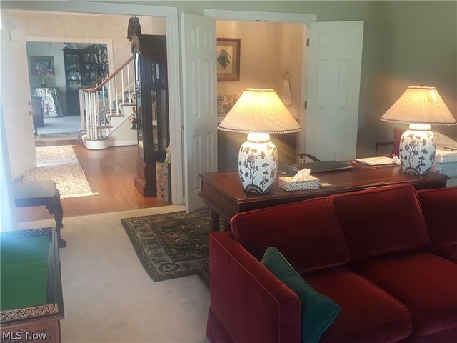 2250 Candlewood Lane, Akron, OH 44333