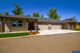 257 NW Douglas (-259) St, Dallas, OR 97338
