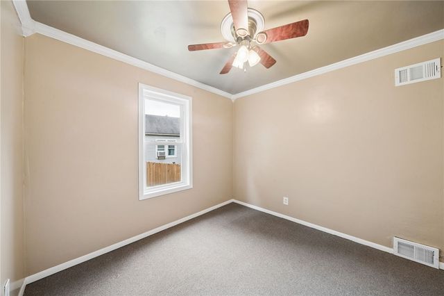 2711 Homestead Duquesne Rd, West Mifflin, PA 15122