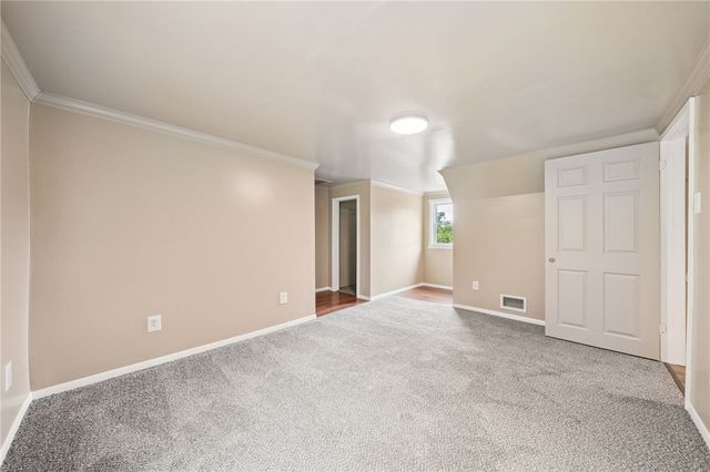 2711 Homestead Duquesne Rd, West Mifflin, PA 15122