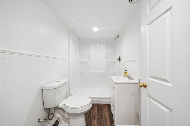 2711 Homestead Duquesne Rd, West Mifflin, PA 15122