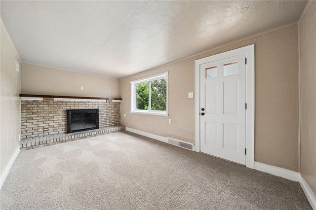 2711 Homestead Duquesne Rd, West Mifflin, PA 15122