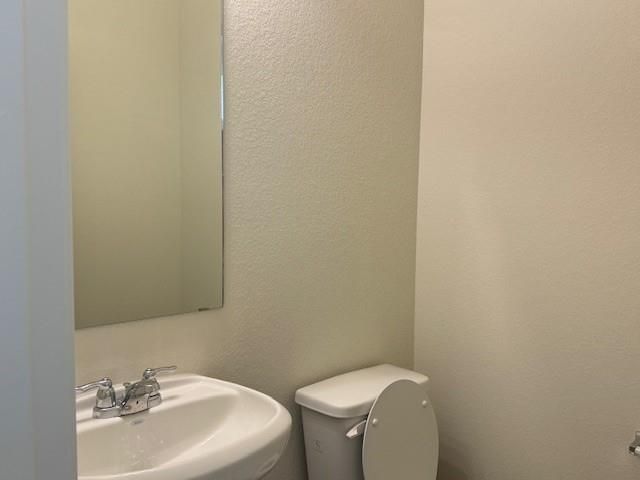 570 Papaya DR, Buda, TX 78610