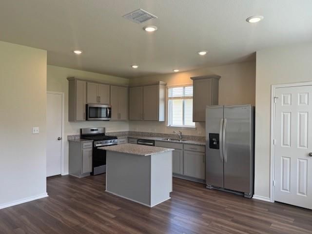 570 Papaya DR, Buda, TX 78610