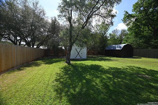 309 Schweppe St, Boerne, TX 78006