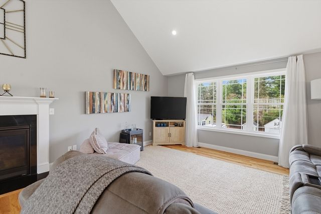 19 Progress Ave, Dudley, MA 01571