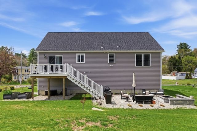 19 Progress Ave, Dudley, MA 01571