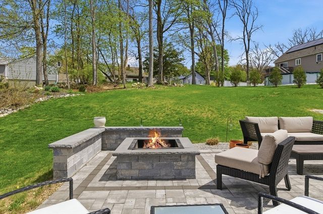 19 Progress Ave, Dudley, MA 01571