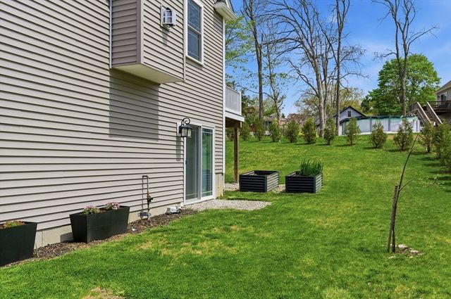 19 Progress Ave, Dudley, MA 01571