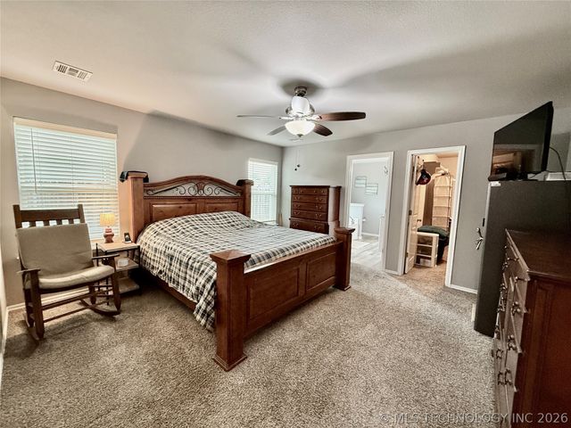 31752 E 62nd Place S, Broken Arrow, OK 74014