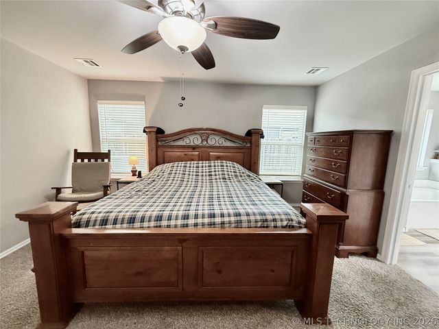 31752 E 62nd Place S, Broken Arrow, OK 74014