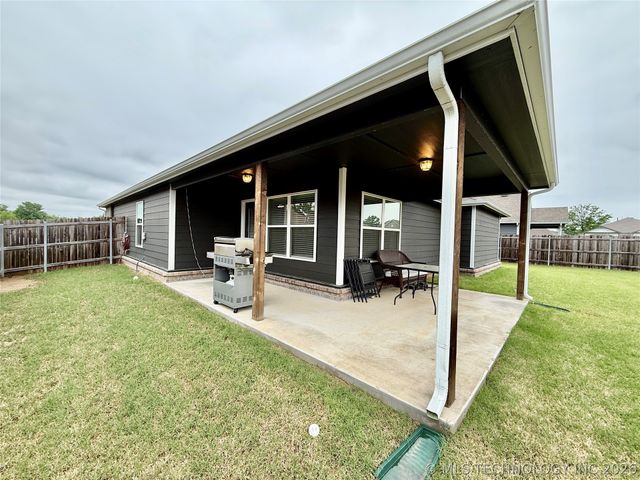 31752 E 62nd Place S, Broken Arrow, OK 74014