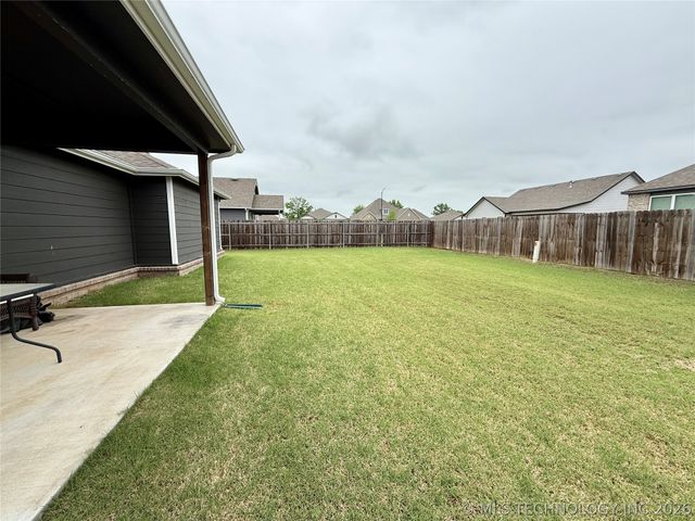 31752 E 62nd Place S, Broken Arrow, OK 74014