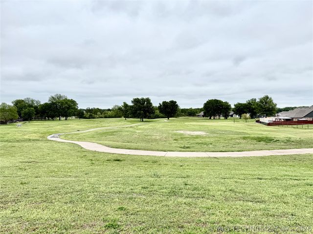 31752 E 62nd Place S, Broken Arrow, OK 74014