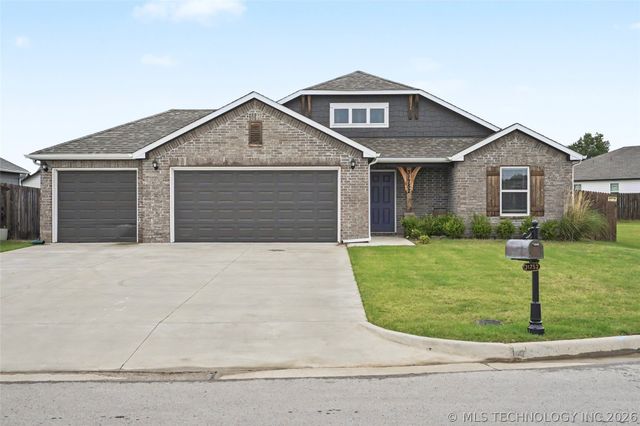 31752 E 62nd Place S, Broken Arrow, OK 74014