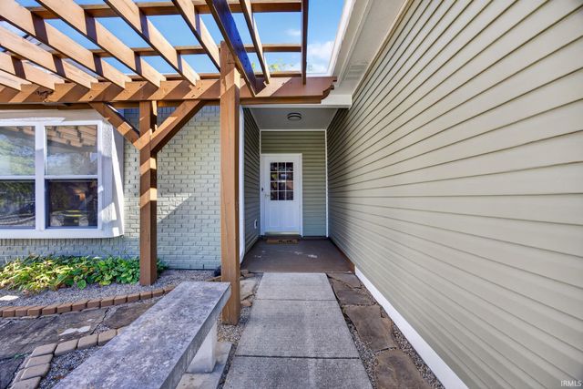 5773 W Tensleep Road, Bloomington, IN 47403