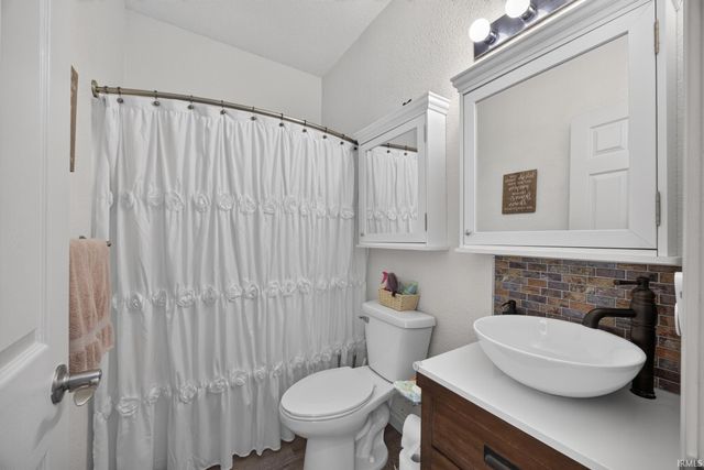 5773 W Tensleep Road, Bloomington, IN 47403
