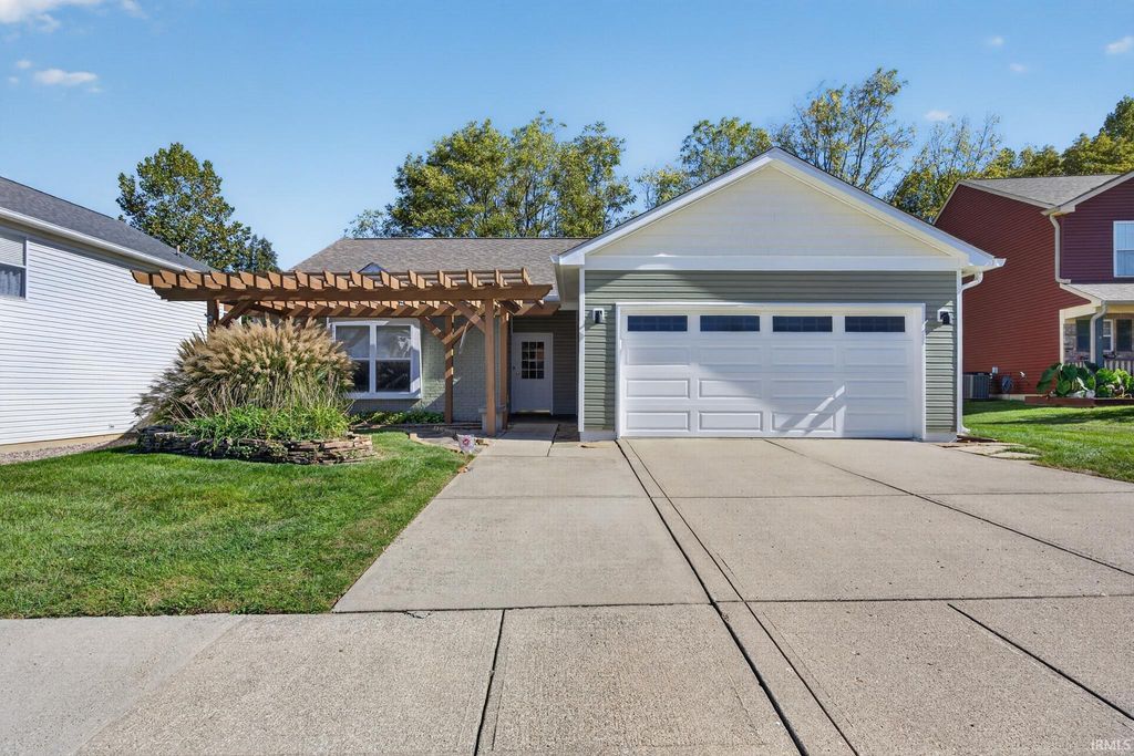 5773 W Tensleep Road, Bloomington, IN 47403