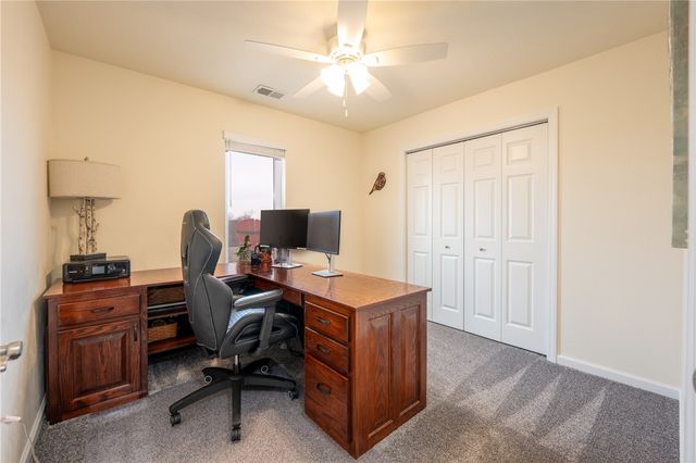 569 Sunview Cir, Derry Twp, PA 15650