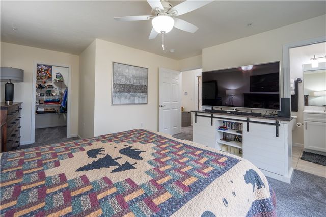 569 Sunview Cir, Derry Twp, PA 15650