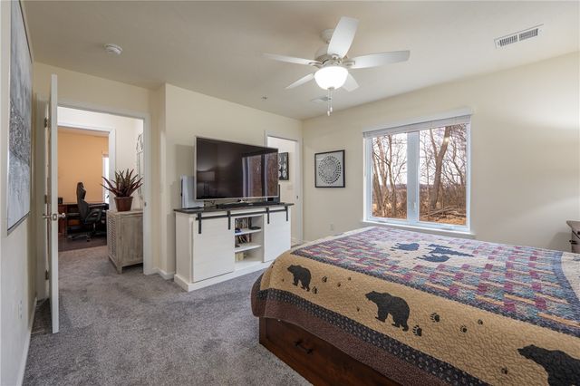 569 Sunview Cir, Derry Twp, PA 15650