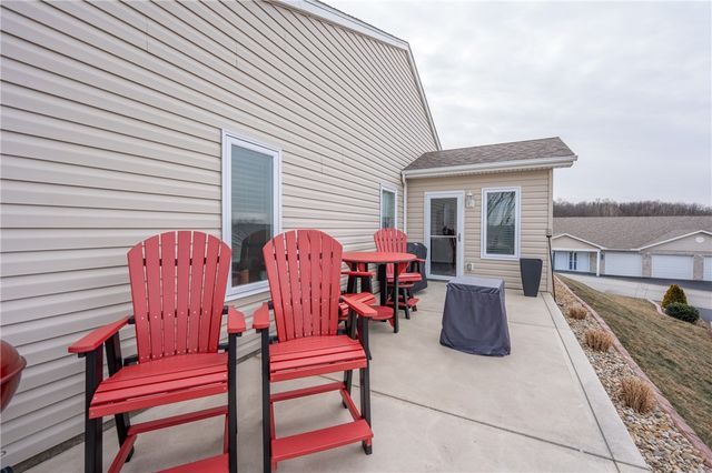 569 Sunview Cir, Derry Twp, PA 15650