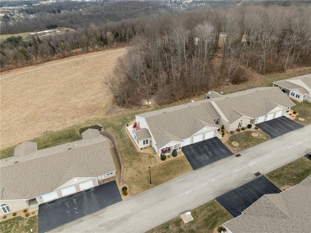 569 Sunview Cir, Derry Twp, PA 15650