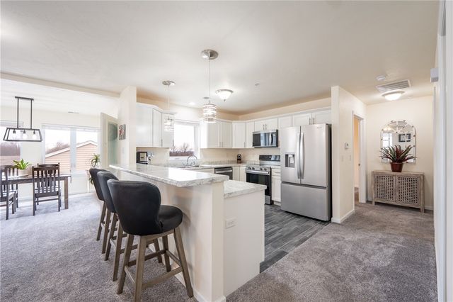 569 Sunview Cir, Derry Twp, PA 15650