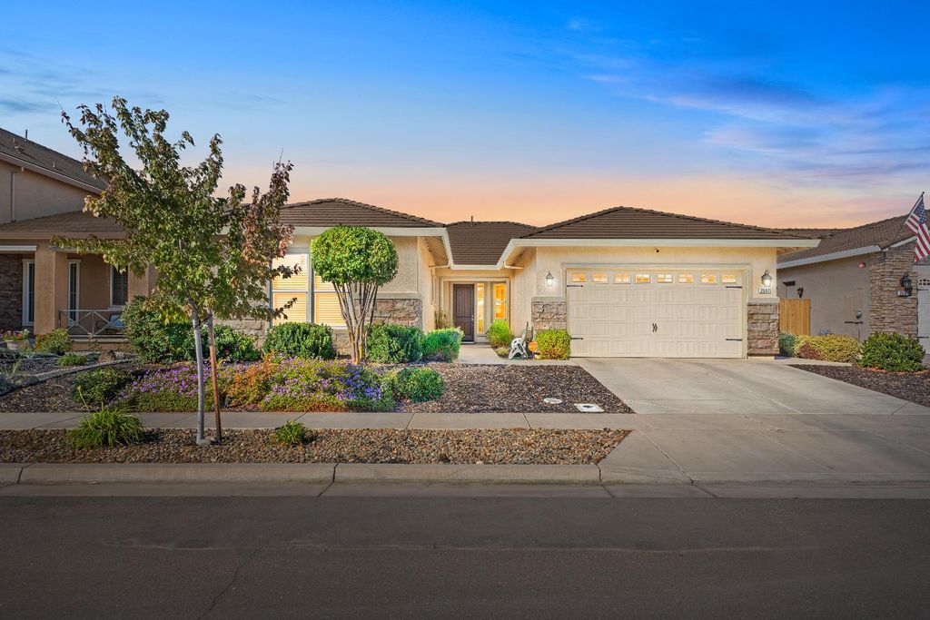 2967 Fuchsia Dr, Lodi, CA 95242