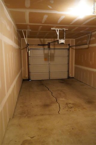 44036 Rushcliffe Drive, Sterling Heights, MI 48313