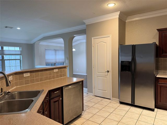 3706 Grand Hills Lane, Friendswood, TX 77546