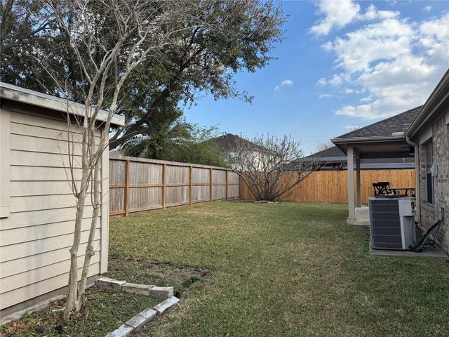 3706 Grand Hills Lane, Friendswood, TX 77546