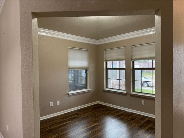 3706 Grand Hills Lane, Friendswood, TX 77546