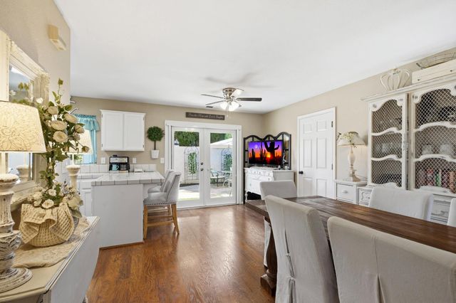 1916 Cobblestone Manor, Modesto, CA 95355