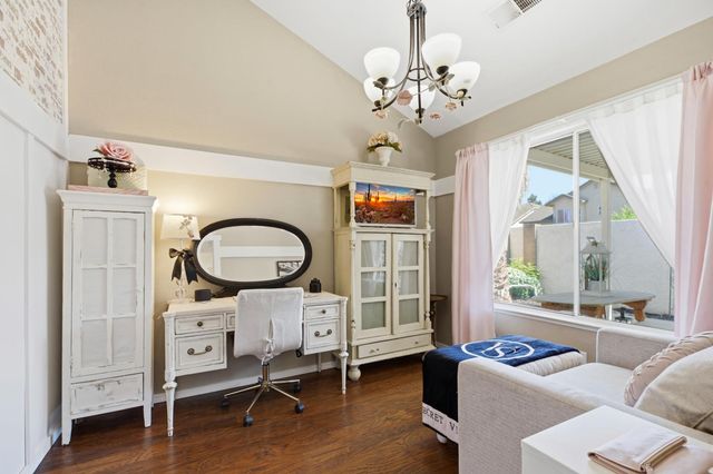 1916 Cobblestone Manor, Modesto, CA 95355