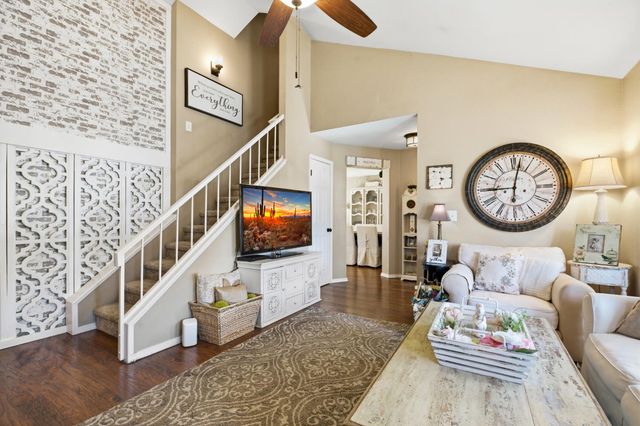 1916 Cobblestone Manor, Modesto, CA 95355