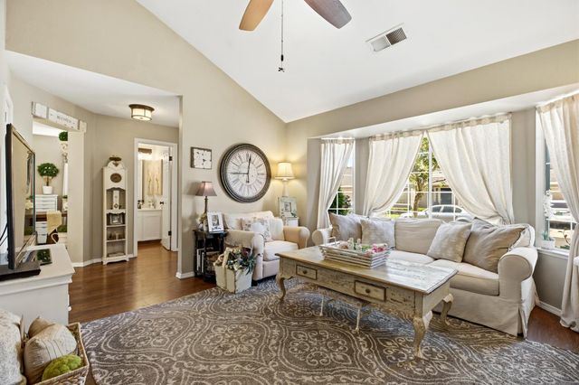 1916 Cobblestone Manor, Modesto, CA 95355