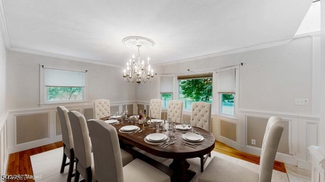 41 Circle Dr, Paramus Boro, NJ 07652