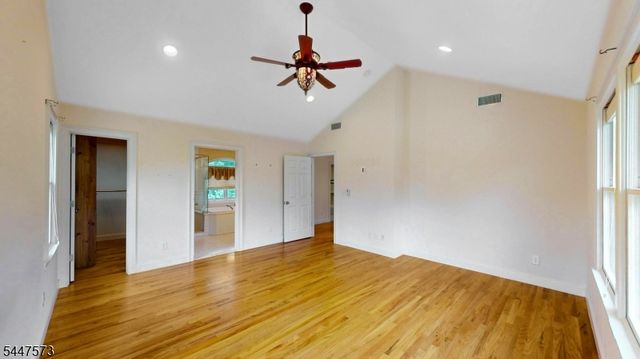 41 Circle Dr, Paramus Boro, NJ 07652