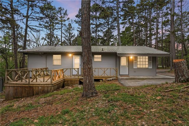 10 Forest Lane, Eureka Springs, AR 72632