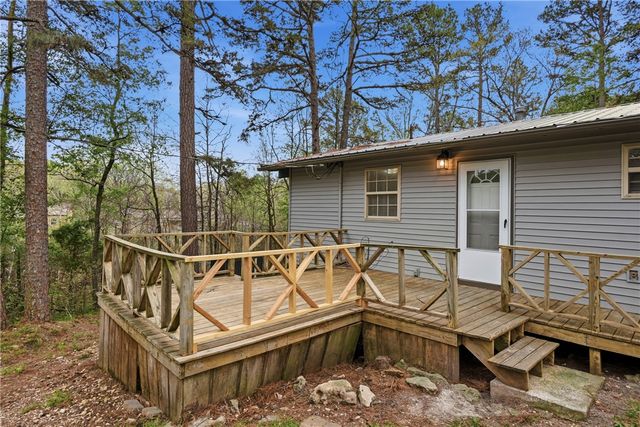 10 Forest Lane, Eureka Springs, AR 72632