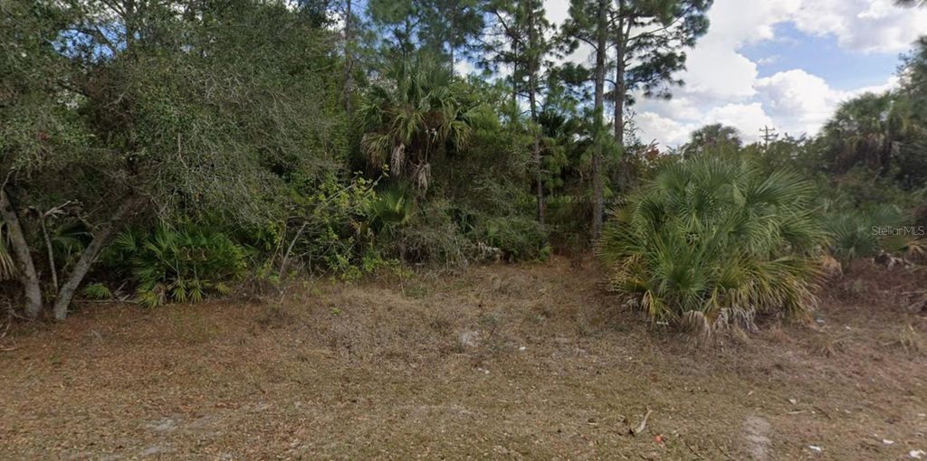 602 JACKSON AVENUE, Lehigh Acres, FL 33972